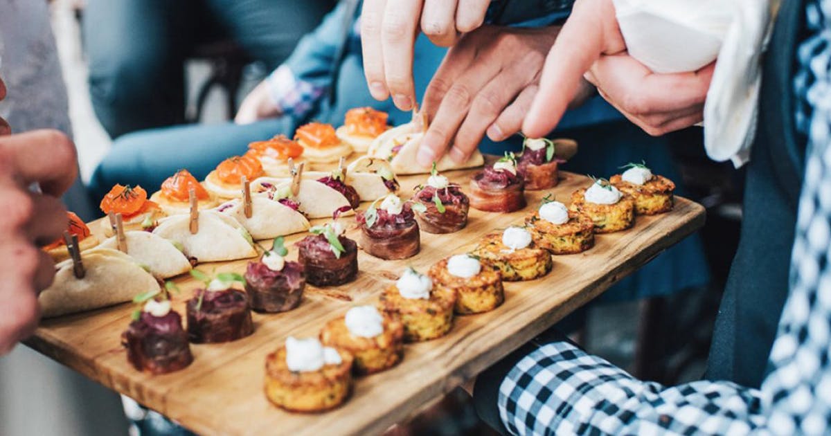 Top-quality food offered by catering bangalow