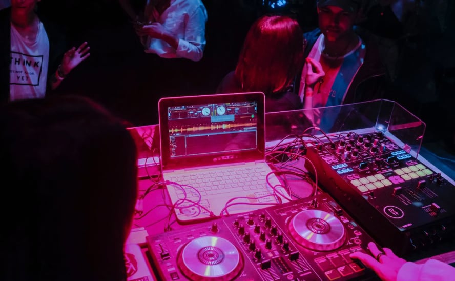 wedding DJ in Brisbane